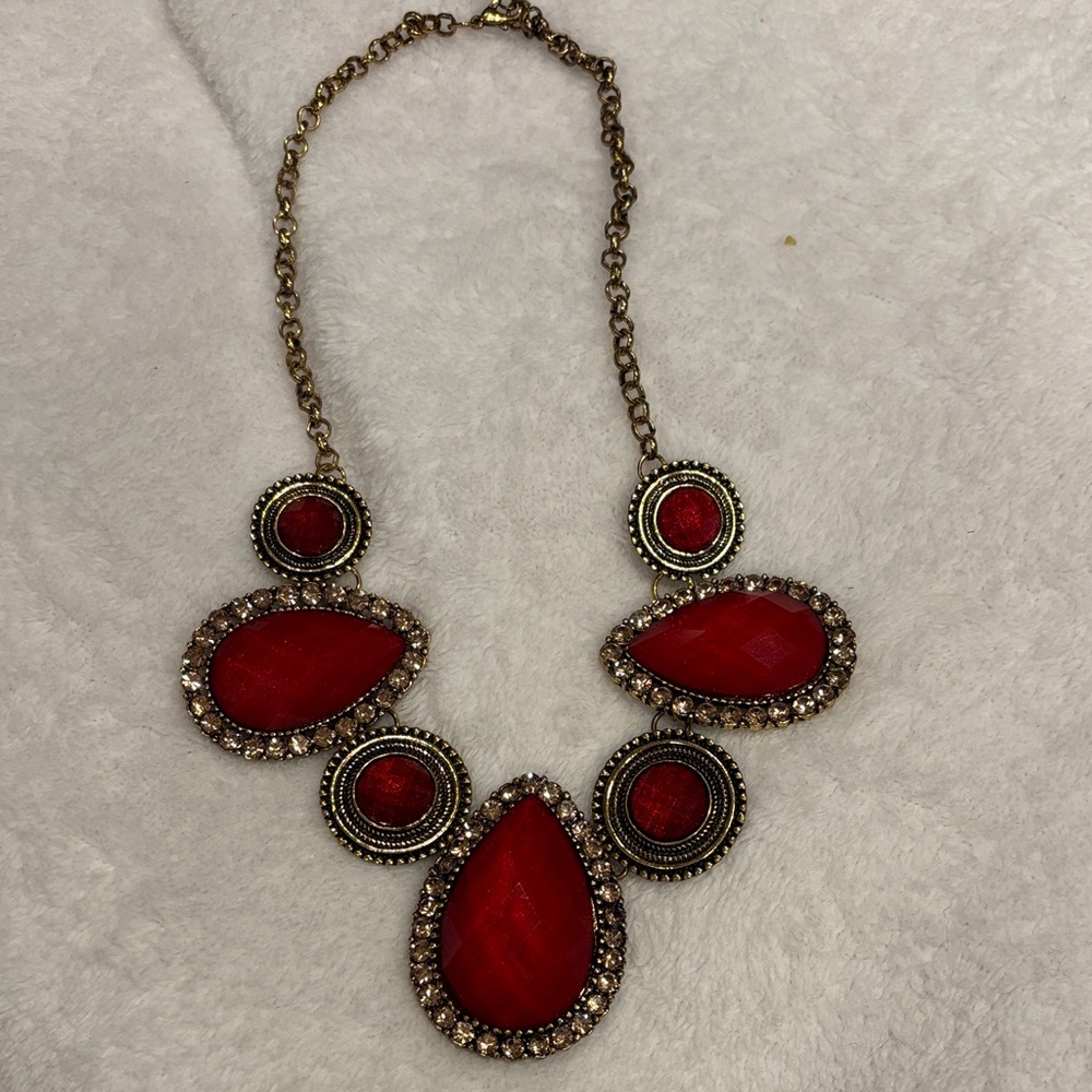 Elegant Red and Gold Statement Necklace